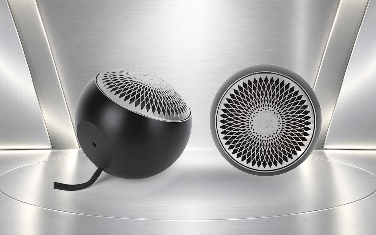ZM-CF35-P-AL original angled product view on a bright platinum studio display field